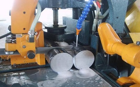 拖市镇卧式带锯床的送料方式有哪几种？